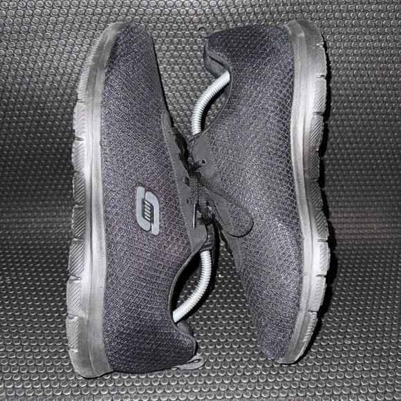 Skechers Black Ghenter Bronaugh Work No Slip Comfort Shoes Women’s Size 11 - Picture 5 of 8